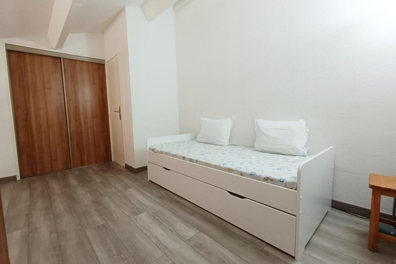 Spacious Sea View Apart At 50M From The Beach باندول المظهر الخارجي الصورة